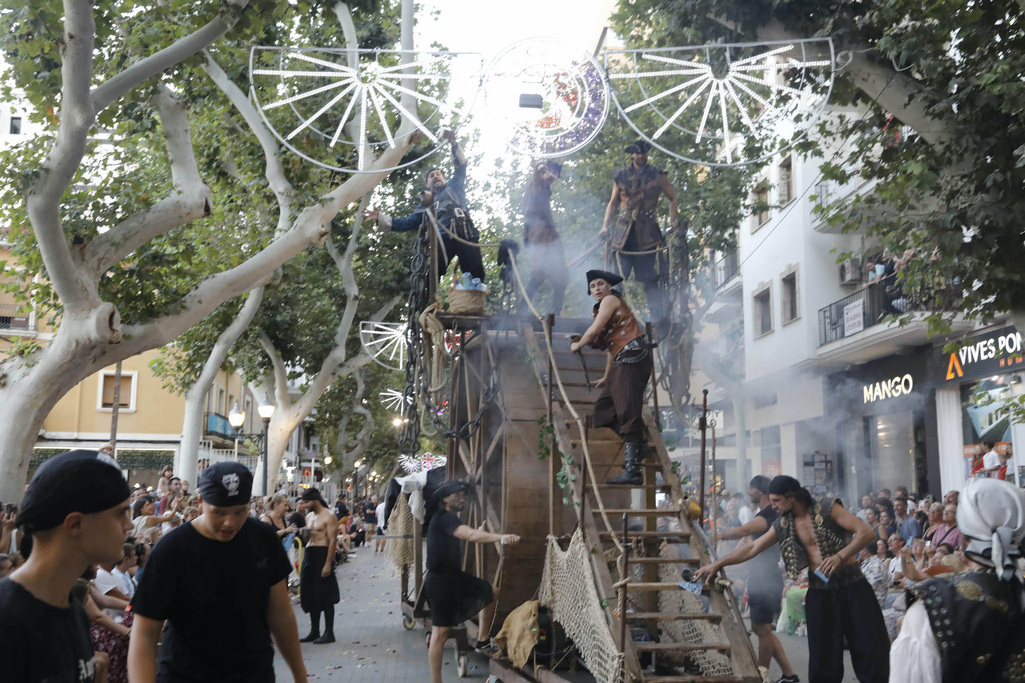 Desfile de gala de los Moros y Cristianos de Dénia 2024 109