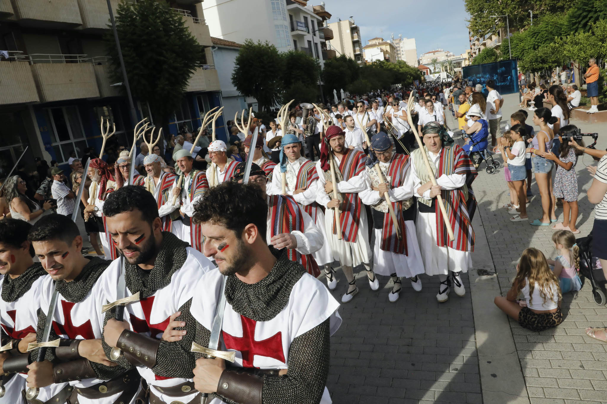 Desfile de gala de los Moros y Cristianos de Dénia 2024 25