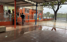 la lluvia inunda el ceip les vessanes 06