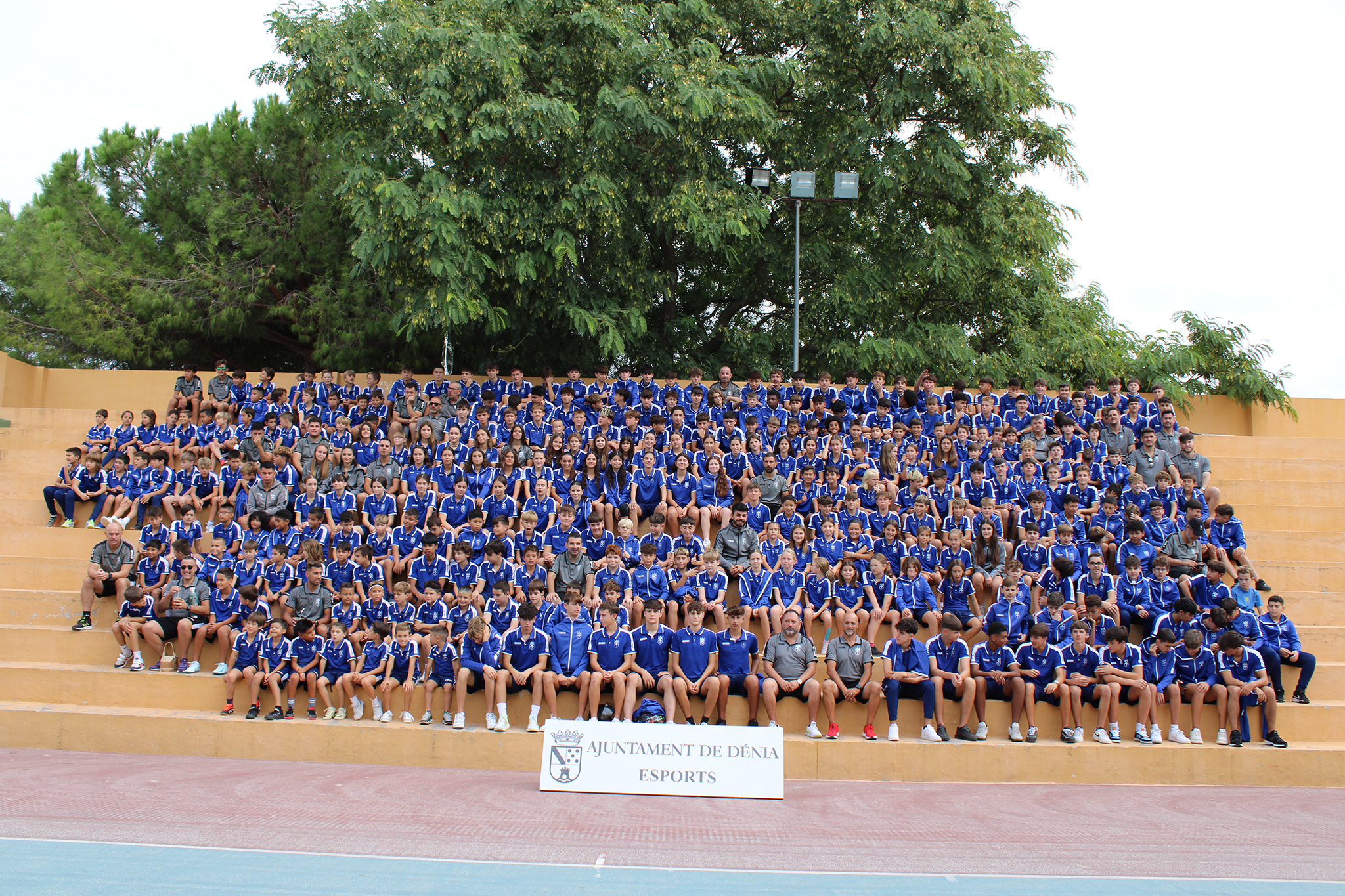 Presentación de las Escuelas Deportivas 45