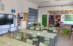 aula de primaria en la marina alta archivo