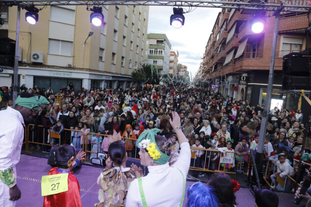 Imagen: El Carnaval 'no multitudinario' de Dénia de 2024