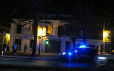 vehiculo de la policia nacional de urgencia en denia