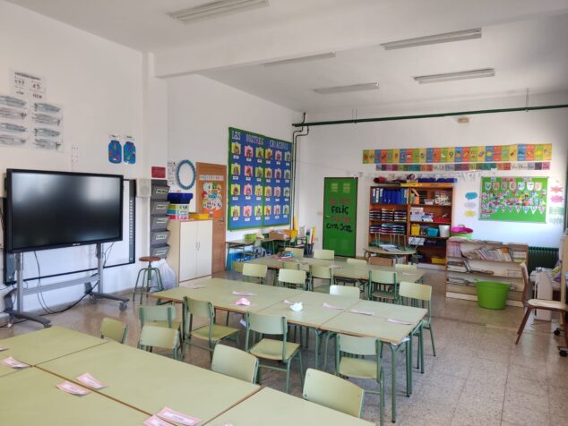 Imagen: Aula de un centro educativo de la Marina Alta (archivo)