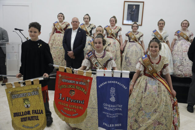 entrega de premios infantiles de las fallas de denia 2025 42